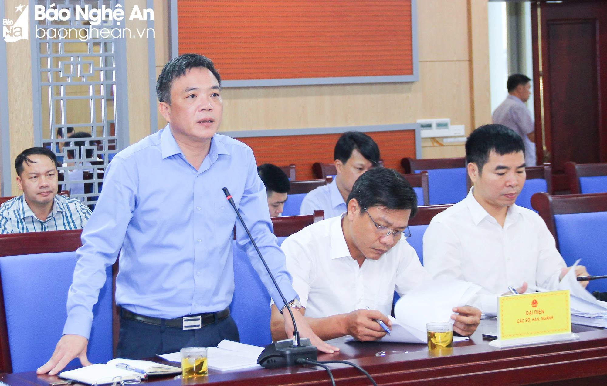 bna-mh5-5232.jpg.webp