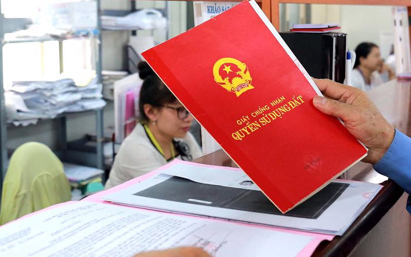 Ủy ban nhân dân huyện Thanh Chương trả lời ông Trịnh Xuân Mai, xóm 4, Thanh Hương, huyện Thanh Chương về cấp giấy chứng nhận quyền sử dụng đất