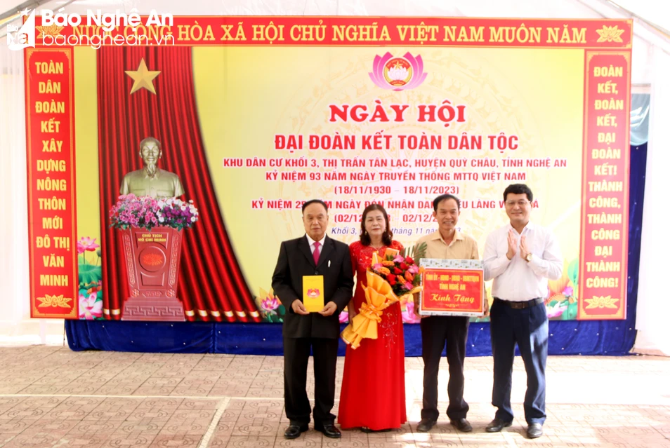 bna-trao-qua-5917.jpg.webp
