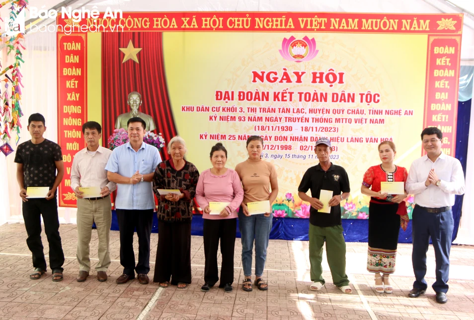bna-trao-qua-cho-ho-ngheo-1298.jpg.webp