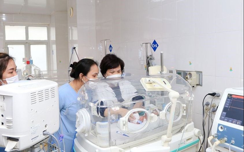 Sở Y tế trả lời cử tri Vương Trung Kiên, xóm Thái Quang, xã Nghi Thái, huyện Nghi Lộc về chất lượng khám ban đầu tại bệnh viện Nhi Nghệ An