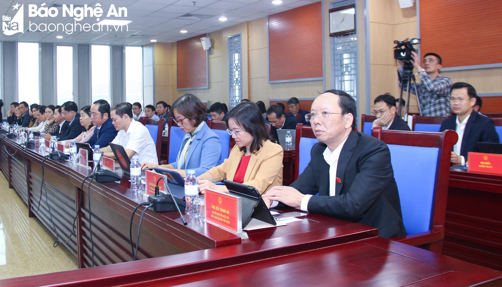 bna-mh09-3074.jpg.webp