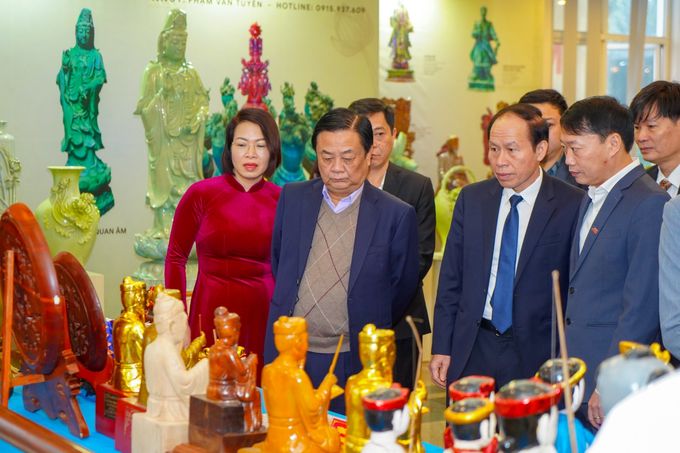 tranh-dong-phuc-hoa-trong-xay-dung-nong-thon-moi-1409_20230219_81-161300.jpg