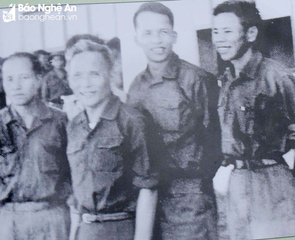 bna-2-chu-huy-man-anh-tu-lieu-3755--n1.jpg