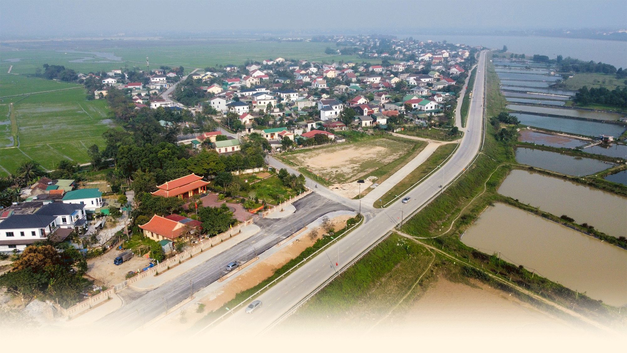 doi-thay-tren-que-huong-dai-tuong-chu-huy-man-anhtieude.jpg