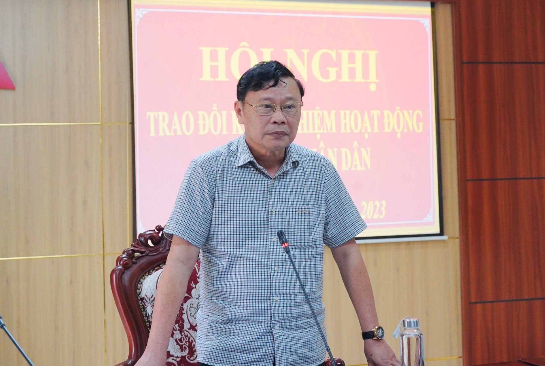 1ong-chi-bui-thanh-bao-uvbch-ang-bo-tinh-bi-thu-huyen-uy-chu-tich-hnd-huyen-tan-ky-phat-bieu-ket-luan.jpg