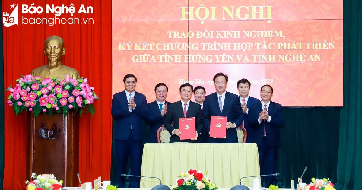 Ban Thường vụ Tỉnh ủy hai tỉnh Nghệ An và Hưng Yên ký kết Biên bản ghi nhớ hợp tác giai đoạn 2023 - 2025