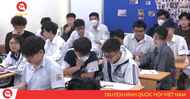 Giáo viên không được dạy thêm ngoài nhà trường với học sinh của mình
