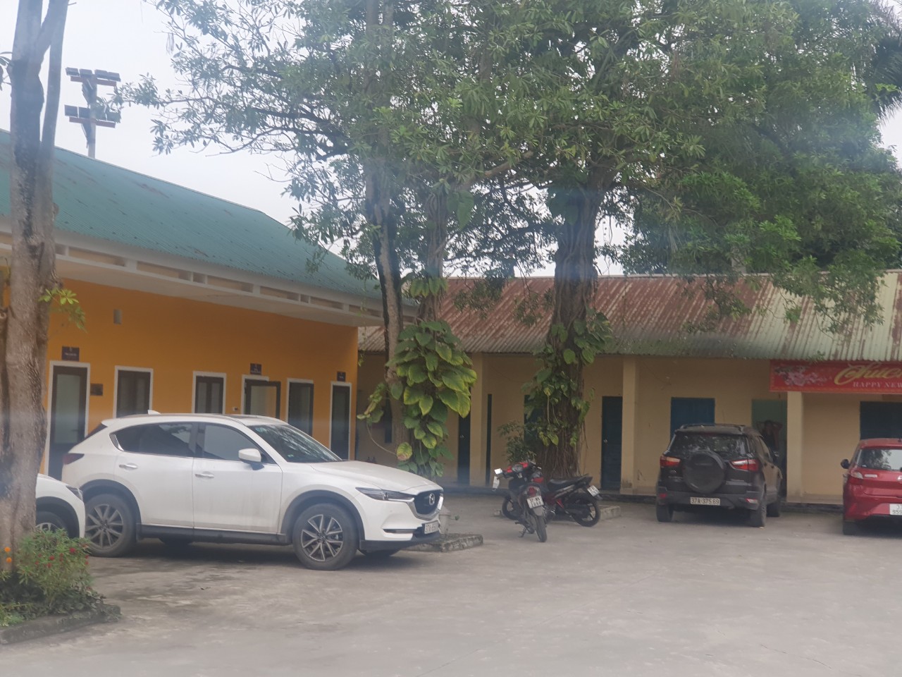 khu-nha-lam-viec-a-xuong-cap-cua-cau-lac-bo-bong-a-song-lam-nghe-an.jpg