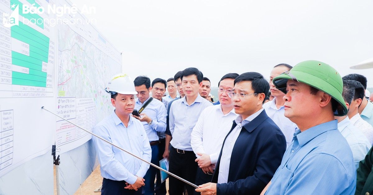 Bộ trưởng Bộ Giao thông vận tải đốc thúc tiến độ Dự án đường bộ cao tốc Bắc - Nam đoạn qua Nghệ An