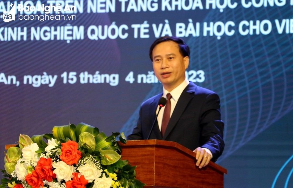 bna-gsts-nguyen-huy-bang-hieu-truong-truong-dai-hoc-vinh-phat-bieu-khai-mac-hoi-thao-anh-mh-7675.jpg