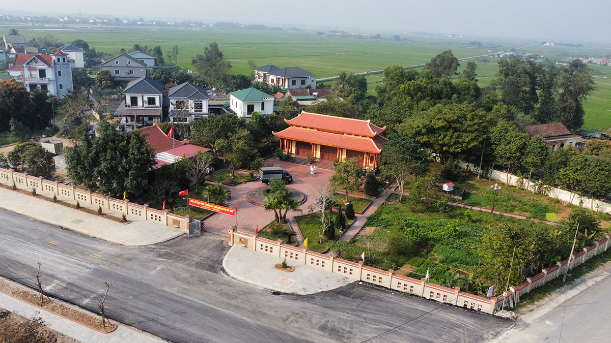 nha-tuong-niem-ai-tuong-chu-huy-man-1.jpg