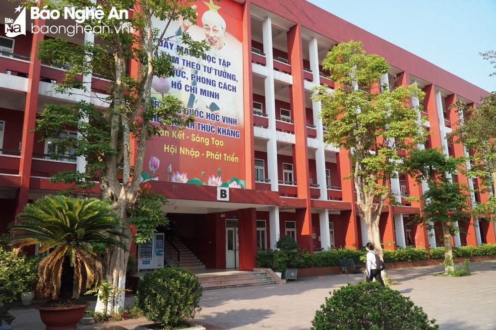 bna-truong-thpt-huynh-thuc-khang-anh-my-ha-8101.jpg