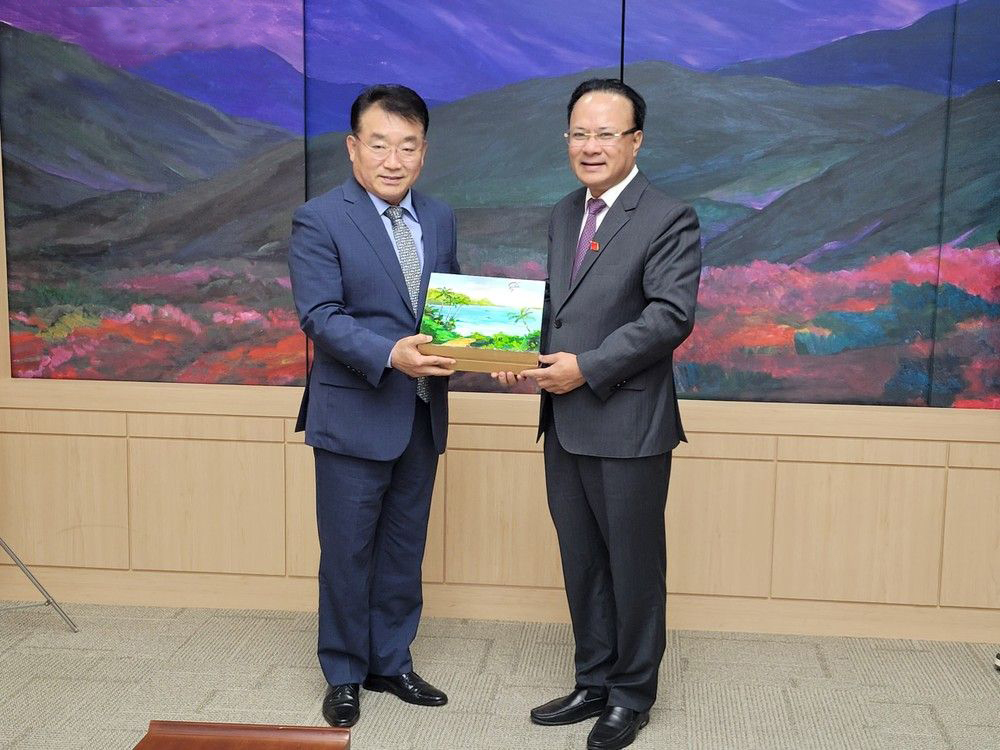 Hội đồng Nhân dân tỉnh Nghệ An làm việc với Hội đồng Thành phố Gwangju (Hàn Quốc)