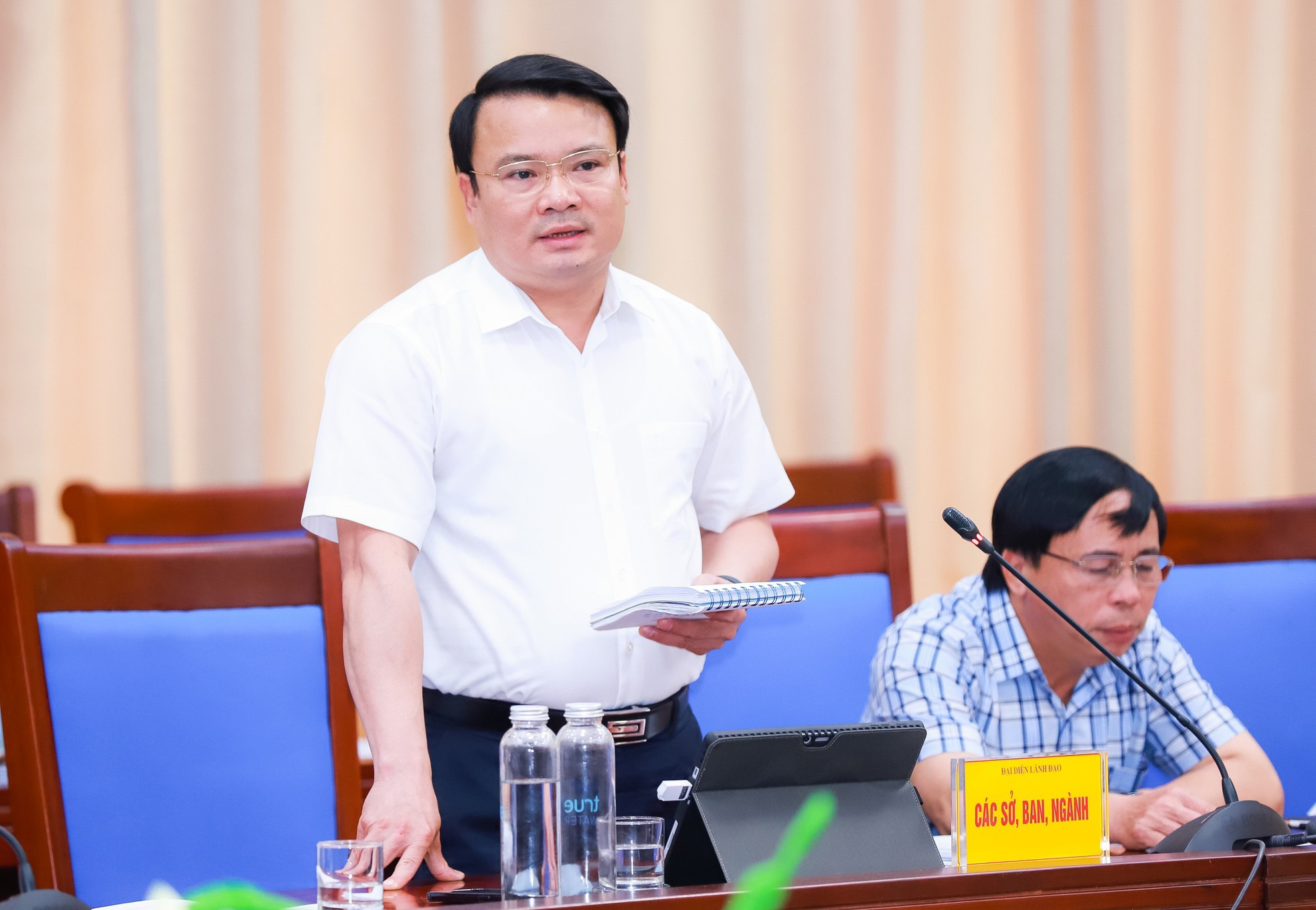 doan-giam-sat-hdnd-tinh-nghe-an-ve-cong-tac-bao-ve-moi-truong-lam-viec-voi-ubnd-tinh--n5.jpg