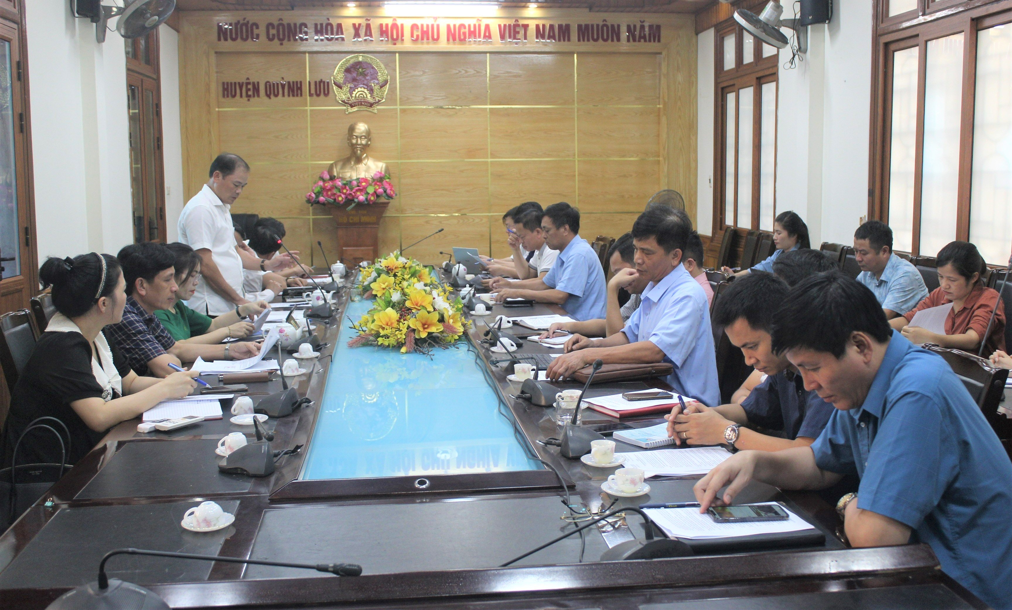 ban-phap-che-hdnd-tinh-nghe-an-khao-sat-hoat-dong-tiep-nhan-va-tra-ket-qua-tai-bo-phan-mot-cua-huyen-quynh-luu--n1.jpg