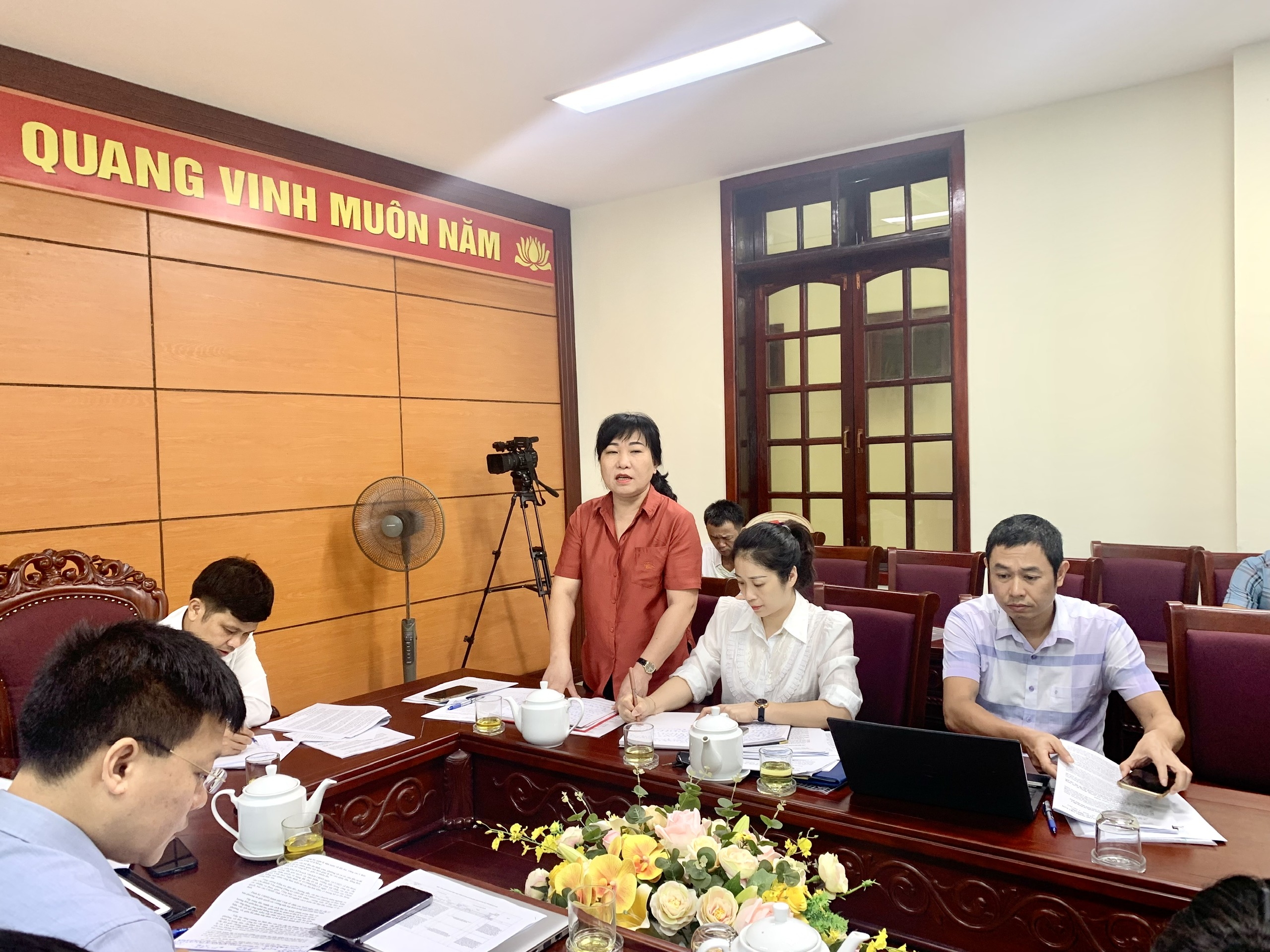 thuong-truc-hdnd-thanh-pho-vinh-giam-sat-cong-tac-cap-doi-cap-giay-chung-nhan-quyen-su-dung-dat-tai-thanh-pho--n3.jpg