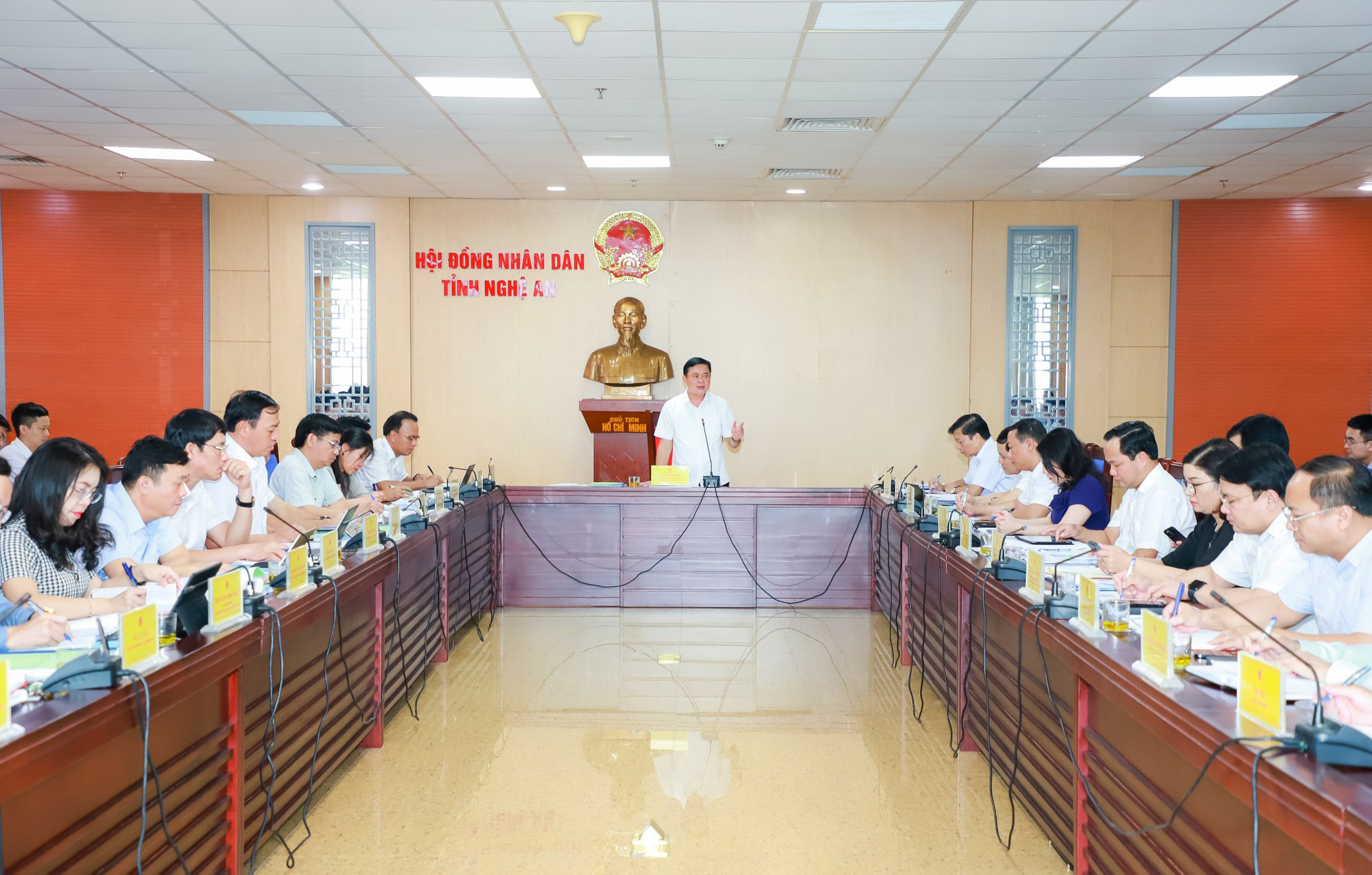 Thường trực HĐND tỉnh Nghệ An thẩm tra các báo cáo, dự thảo nghị quyết do UBND tỉnh trình Kỳ họp thứ 14