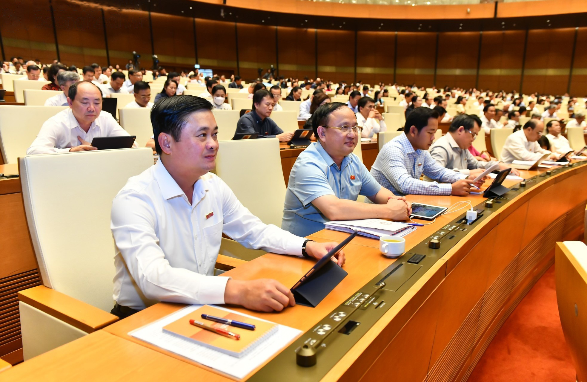 dai-bieu-doan-nghe-an-neu-3-ly-do-dong-tinh-voi-quoc-hoi-ban-hanh-nghi-quyet-thi-diem-mot-so-co-che-chinh-sach-dac-thu-phat-trien-tp--n1.jpg