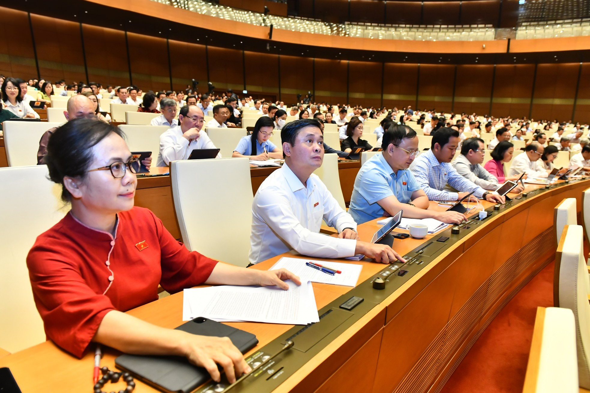 dai-bieu-doan-nghe-an-neu-3-ly-do-dong-tinh-voi-quoc-hoi-ban-hanh-nghi-quyet-thi-diem-mot-so-co-che-chinh-sach-dac-thu-phat-trien-tp--n3.jpg