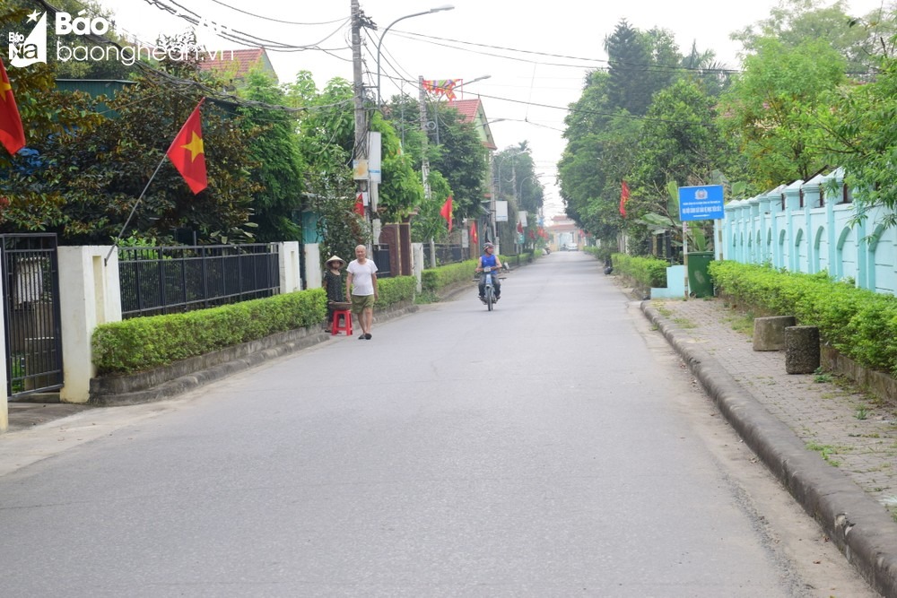 bna_c_bna-ha-tang-giao-thong-nong-thon-nay-da-khoi-sac-anh-xuan-hoang-5833.jpg