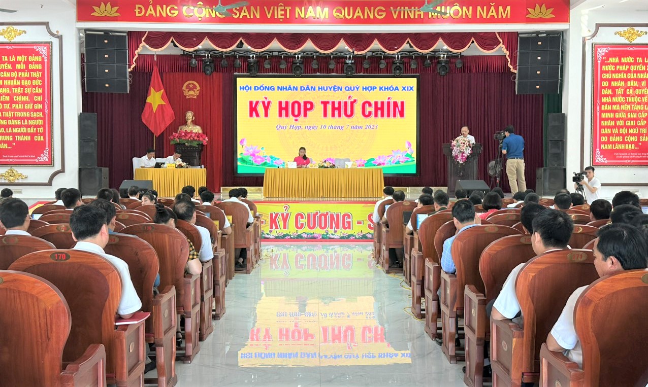 chu-tich-hdnd-huyen-quy-hop-can-nghiem-tuc-thuc-hien-5-nhom-noi-dung-trong-tam-trong-6-thang-cuoi-nam-2023--n2.jpg