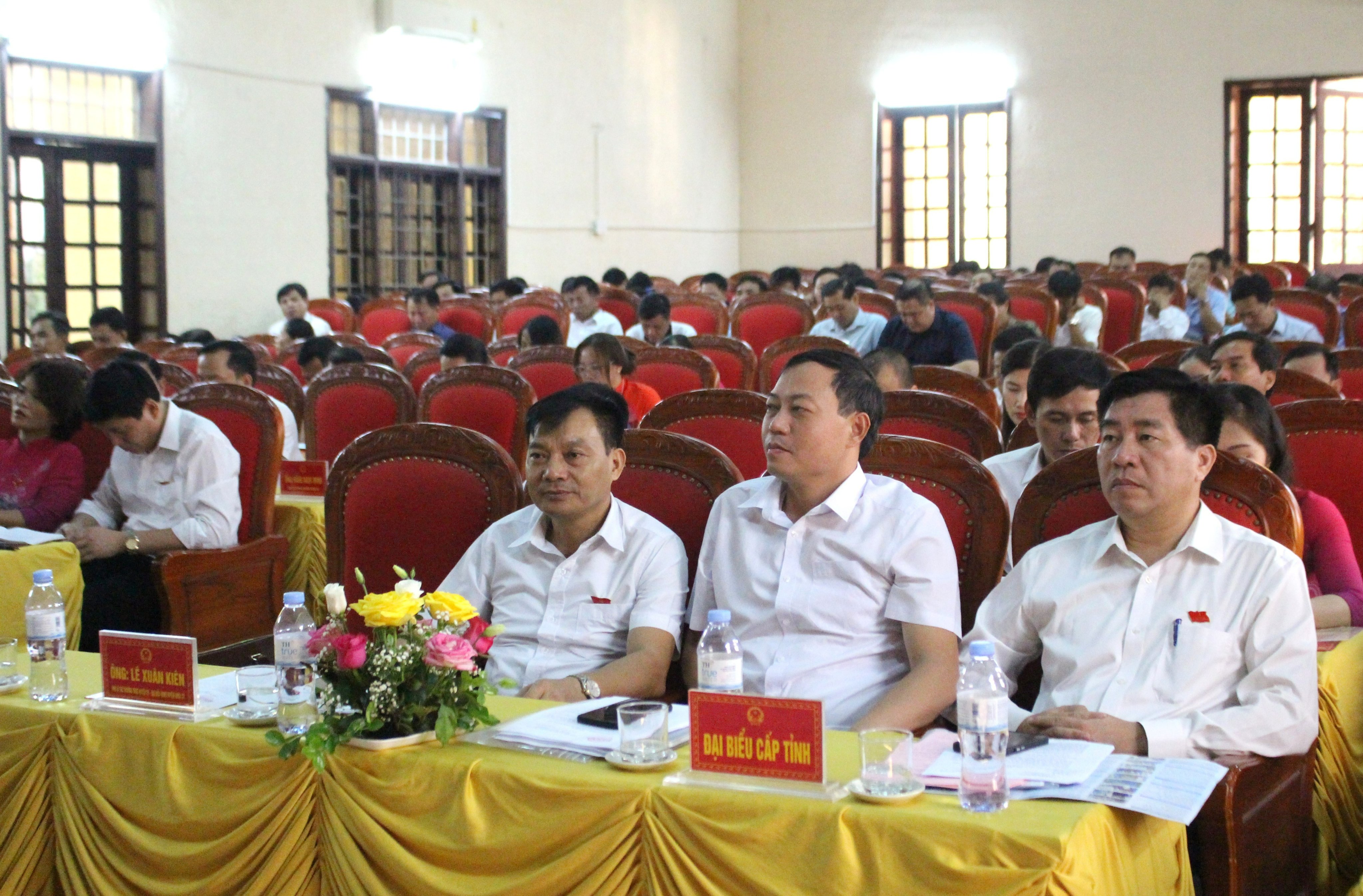ky-hop-thu-10-hdnd-huyen-quynh-luu-khoa-xx-se-xem-xet-thong-qua-7-du-thao-nghi-quyet--n2.jpg
