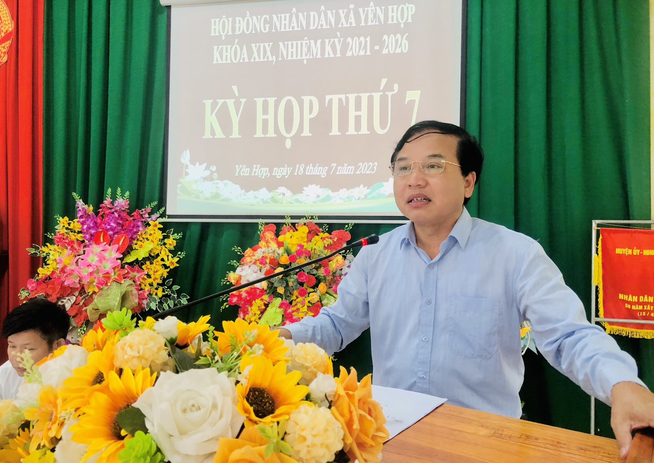 ong-nguyen-nhu-khoi-pho-chu-tich-hdnd-tinhdu-ky-hop-thu-7-hdnd-xa-yen-hop-huyen-quy-hop-khoa-xix--n1.jpg
