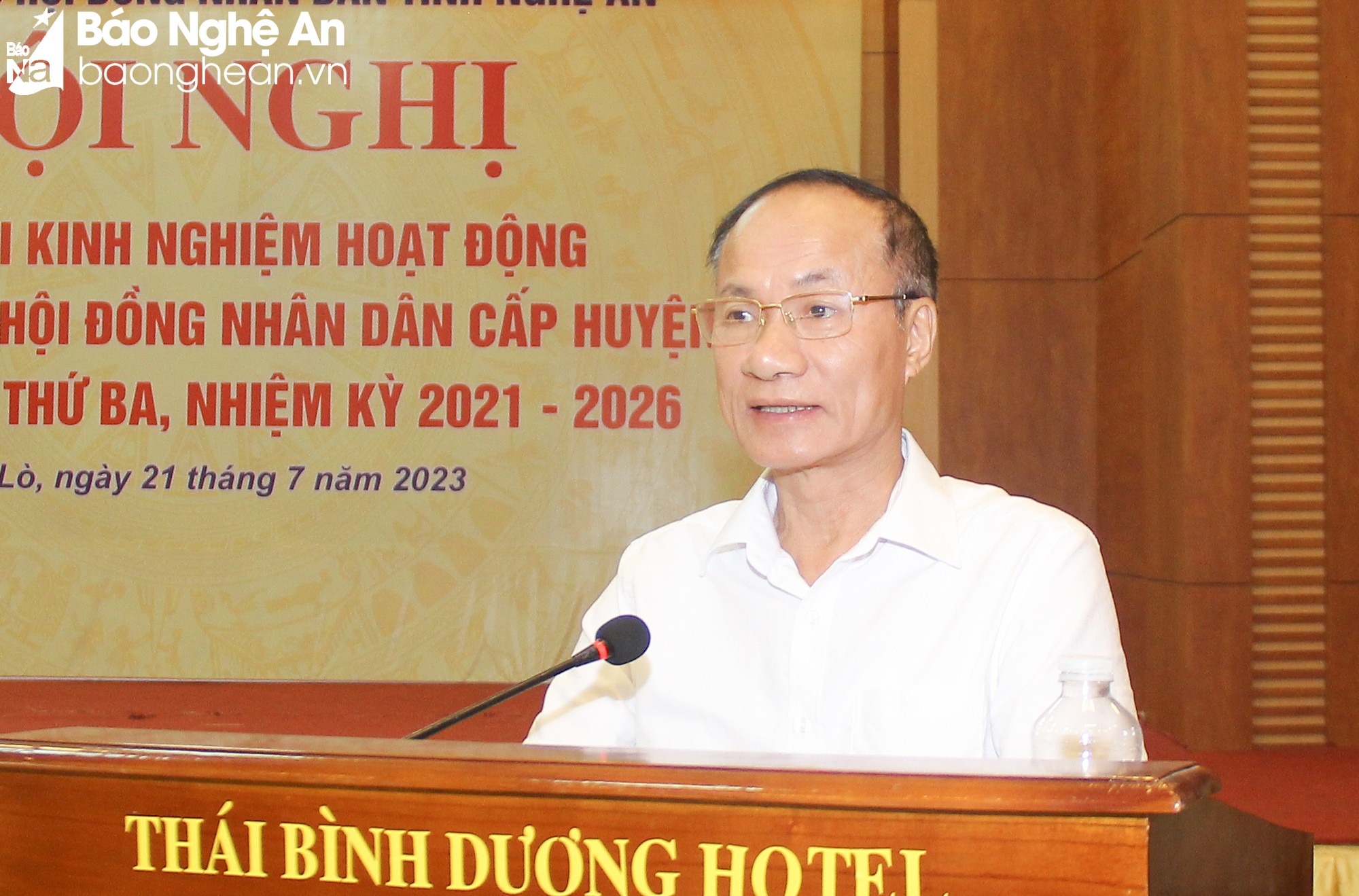 bna-mh68-7898.jpg