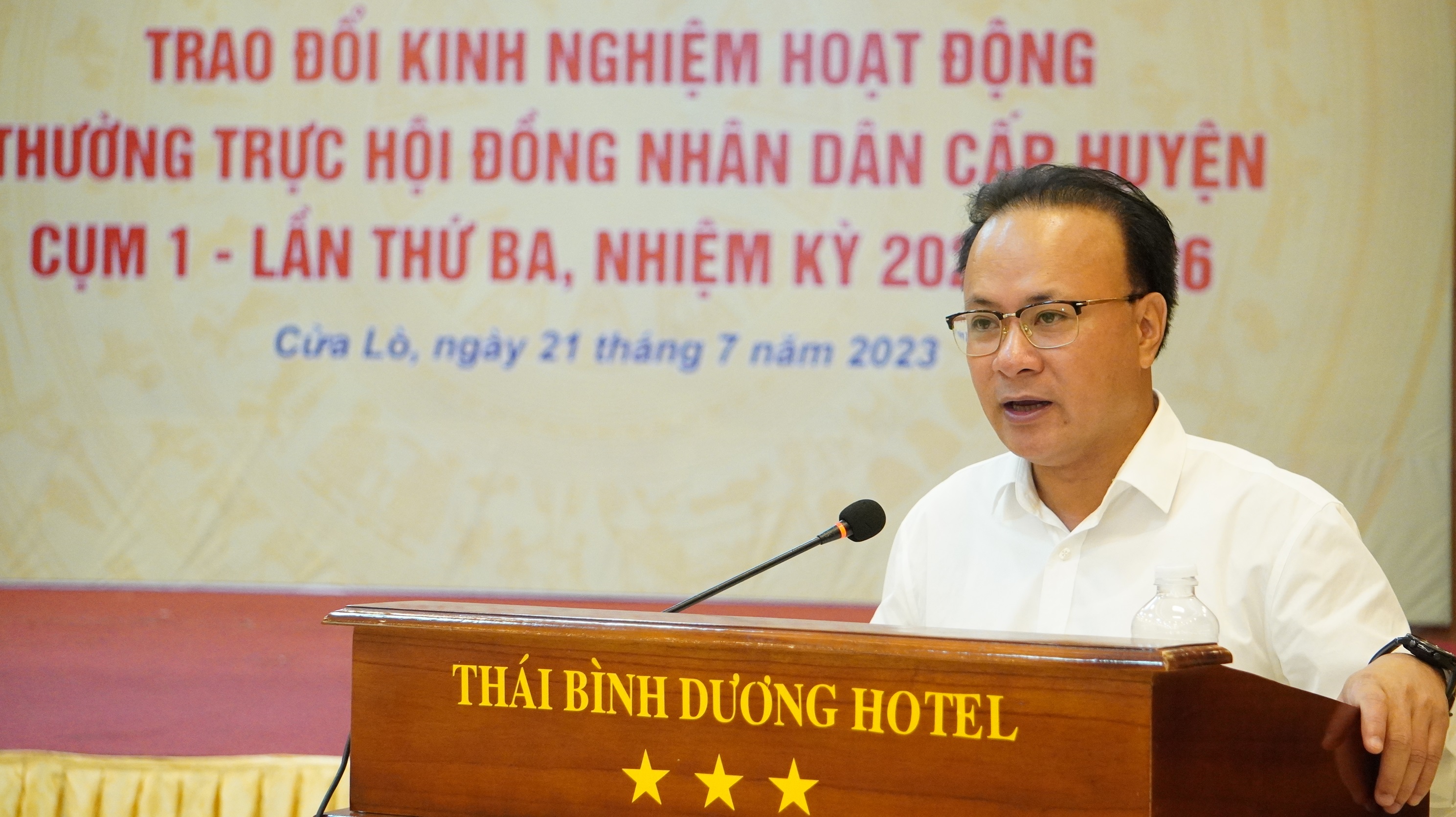 thiet-thuc-hieu-qua-tu-hoi-nghi-trao-doi-kinh-nghiem-hoat-dong-thuong-truc-hdnd-cap-huyen-cum-1-lan-thu-ba--n12.jpg
