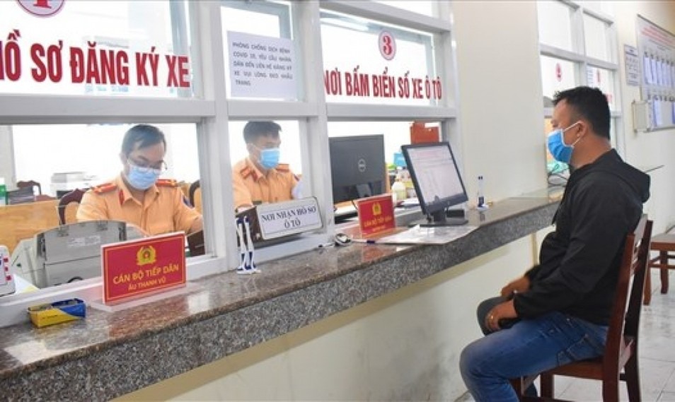 dang-ky-xe-tai-noi-tam-tru-7867.jpg