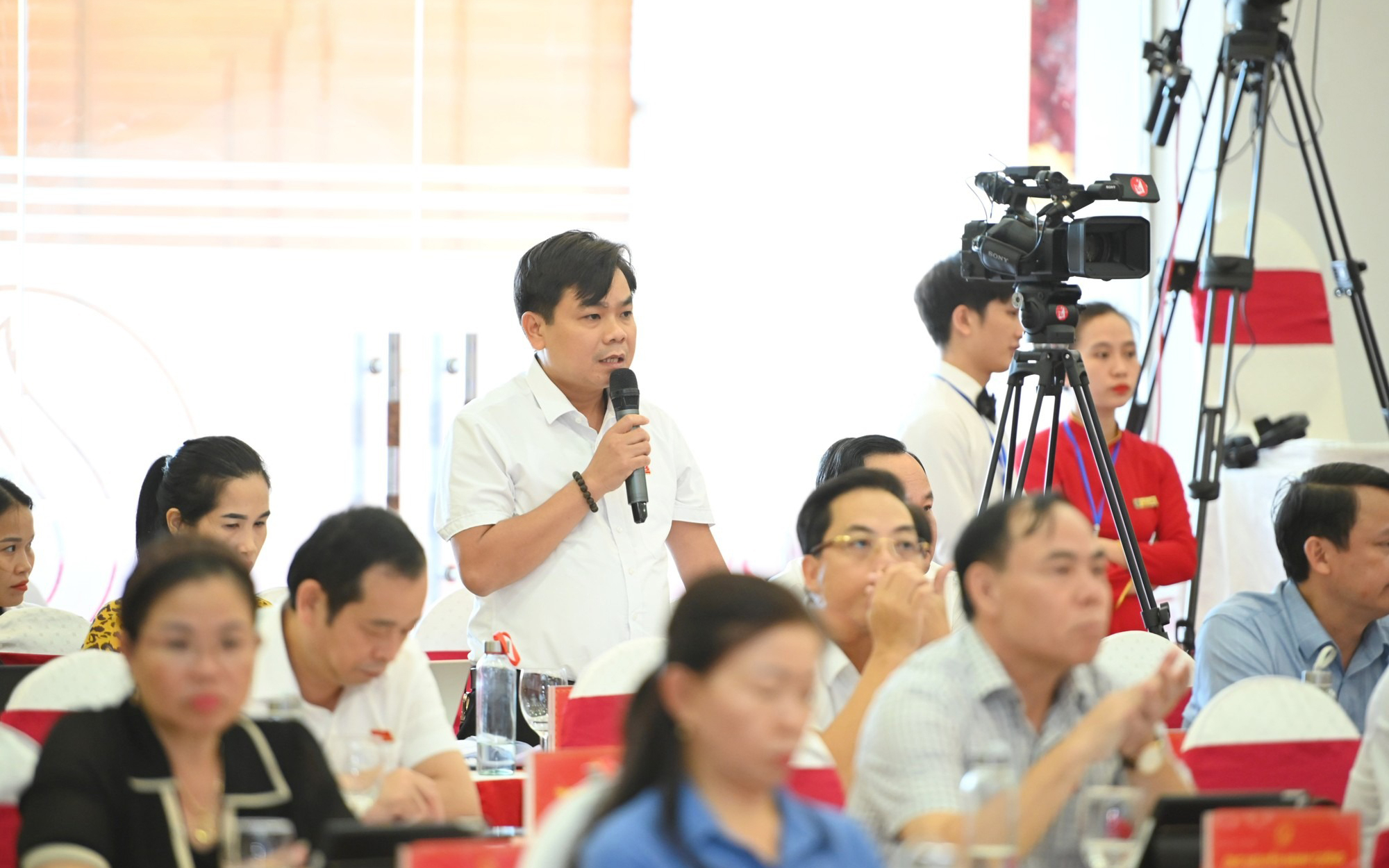 Đại biểu HĐND tỉnh đề nghị làm rõ trách nhiệm khi thủ phủ cam Vinh chỉ còn 'vang bóng một thời'