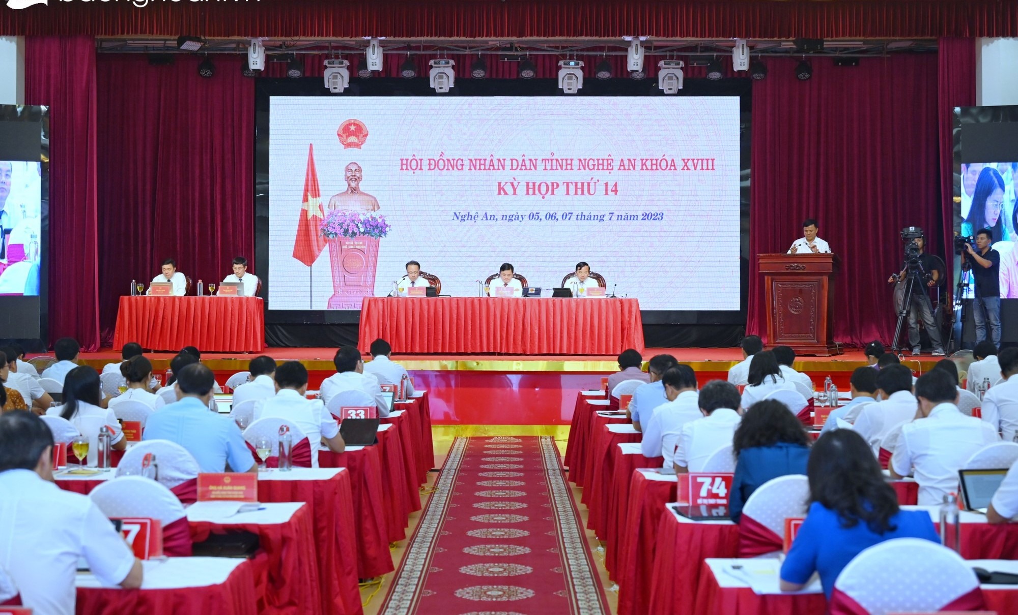 rat-nhieu-cu-tri-va-nhan-dan-thac-mac-bao-gio-cong-vien-sinh-thai-vinh-hang-duoc-su-dung.jpg