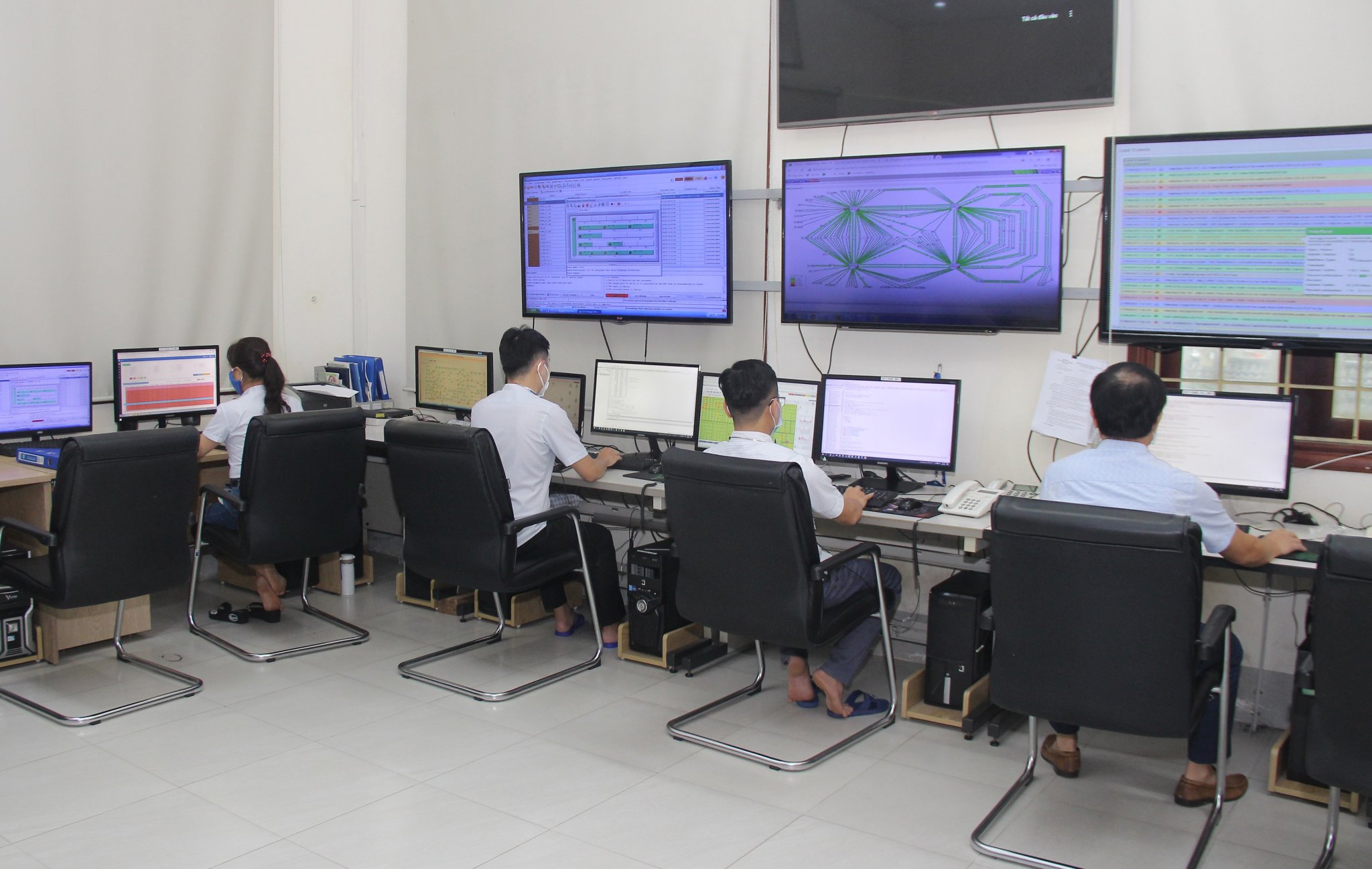 chuyen-doi-so-huong-toi-su-tien-ich-cua-nguoi-dan--n3.jpg