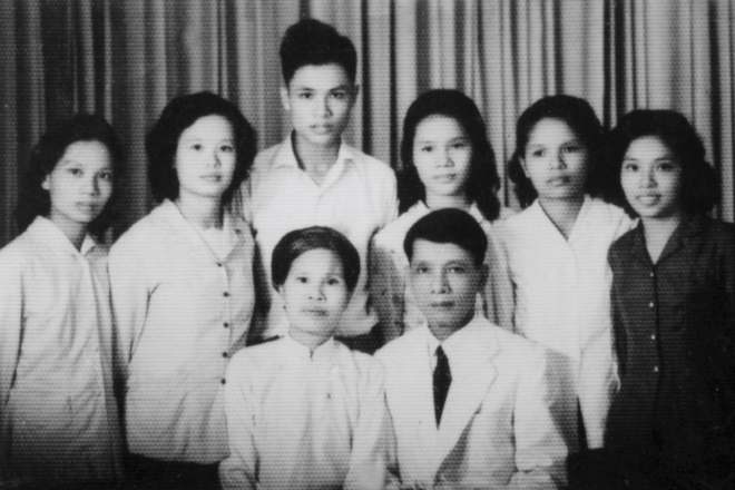 nhung-dieu-it-biet-ve-giao-su-nha-van-hoa-lon-dang-thai-mai--n4.jpg