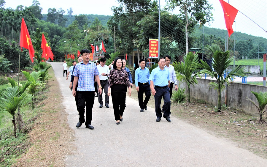 Quyết liệt xây dựng nông thôn mới ở Thanh Chương