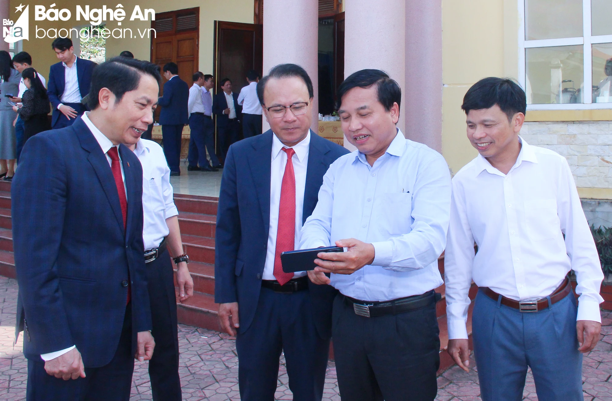 bna-thuong-truc-hdnd-tinh-trao-doi-kinh-nghiem-ve-chuyen-doi-so-voi-thuong-truc-hdnd-cap-huyen-anh-mai-hoa-3914.jpg.webp