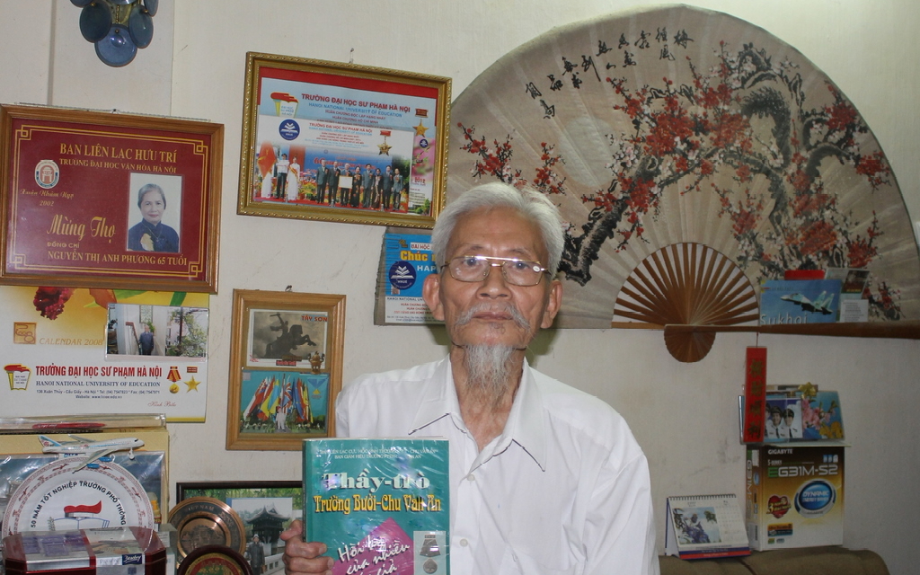 Chuyện về thầy và thầy kể chuyện