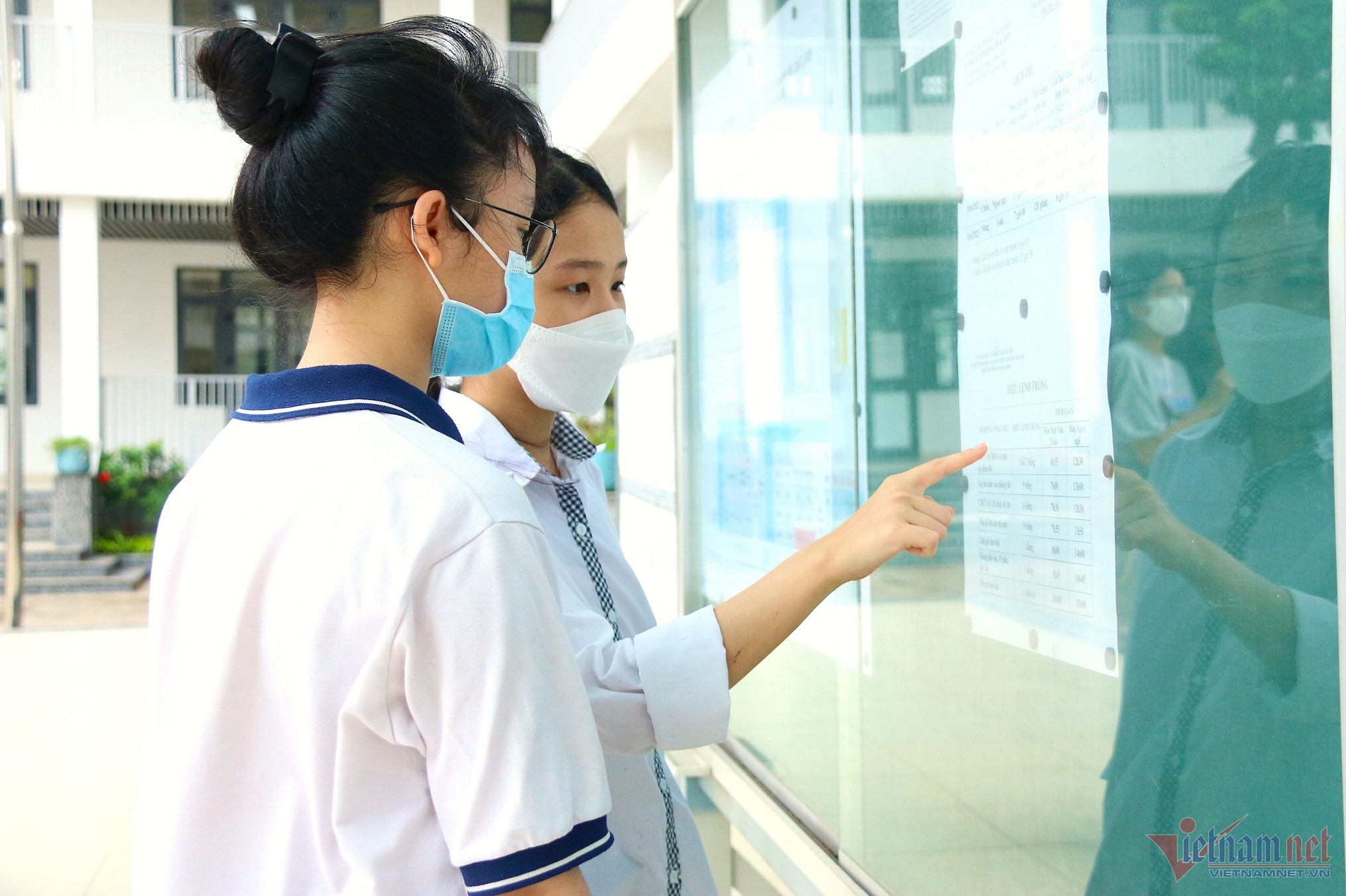 w-thi-lop-10-9a-1-876.jpg?width=0&s=HCAeQ7HVFpIwkWb6XF7YGA