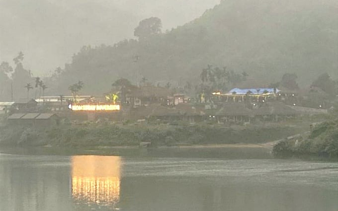 Du lịch homestay và văn hóa giả trang