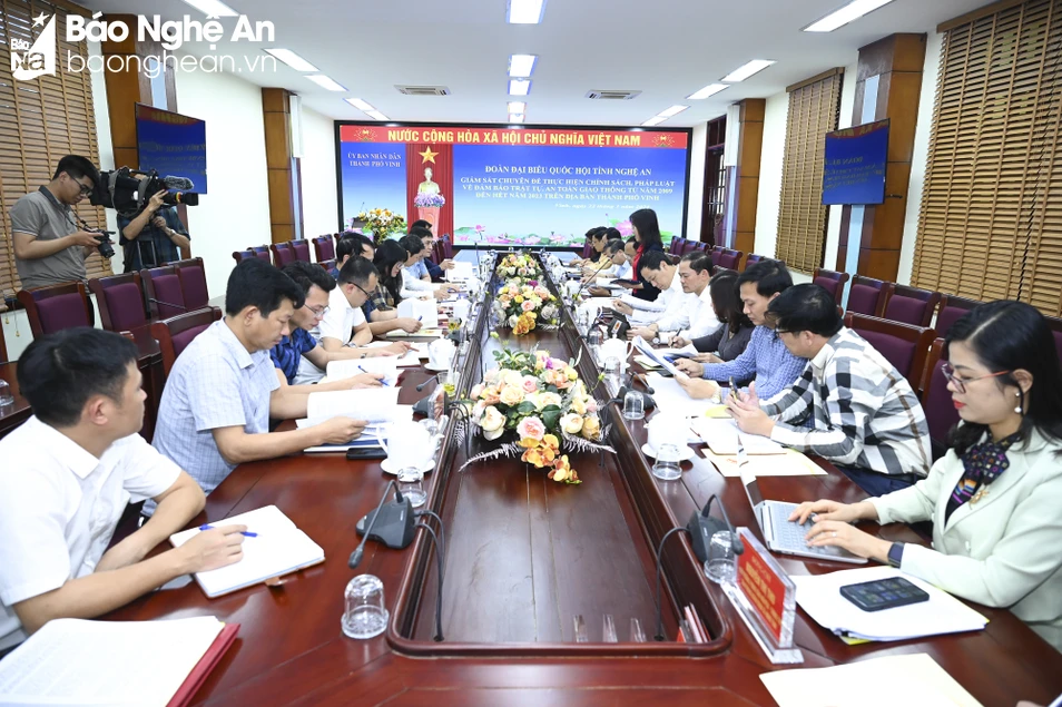 bna-7792-158.jpg.webp