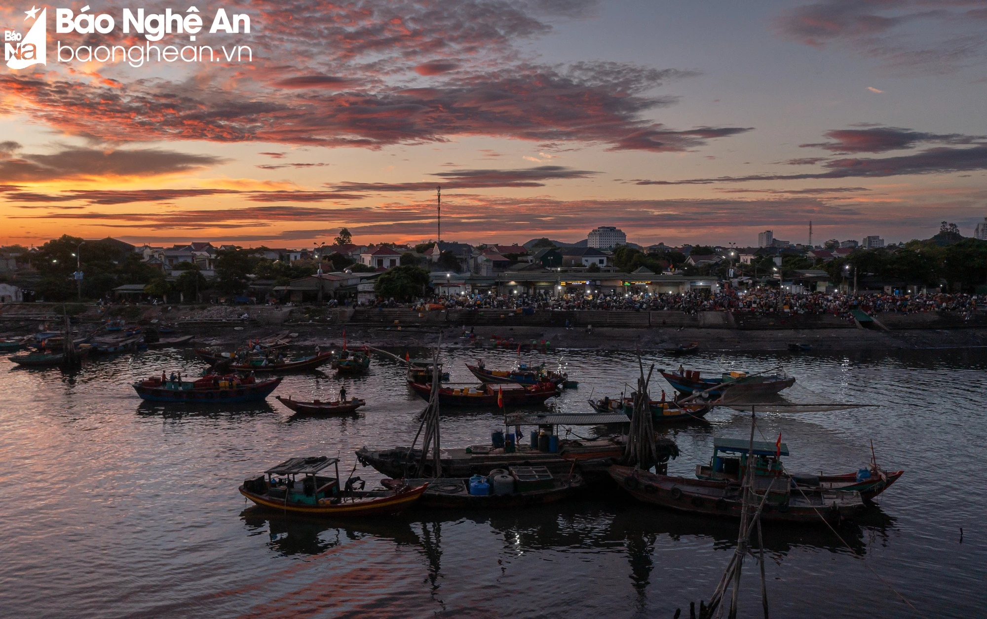 bna-hung-dong-o-ben-ca-nghi-thuy-anh-quoc-dan-6576.jpg.webp