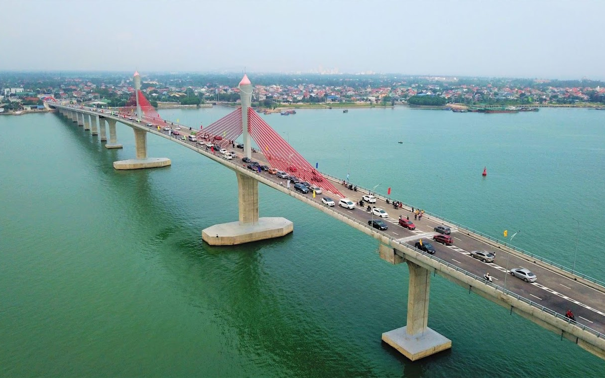 Sở Giao thông - Vận tải trả lời cử tri Võ Hoàng Phượng, phường Nghi Hải, thị xã Cửa Lò về đảm bảo an toàn giao thông trên cầu Cửa Hội và tuyến đường Quốc gia Ven Biển