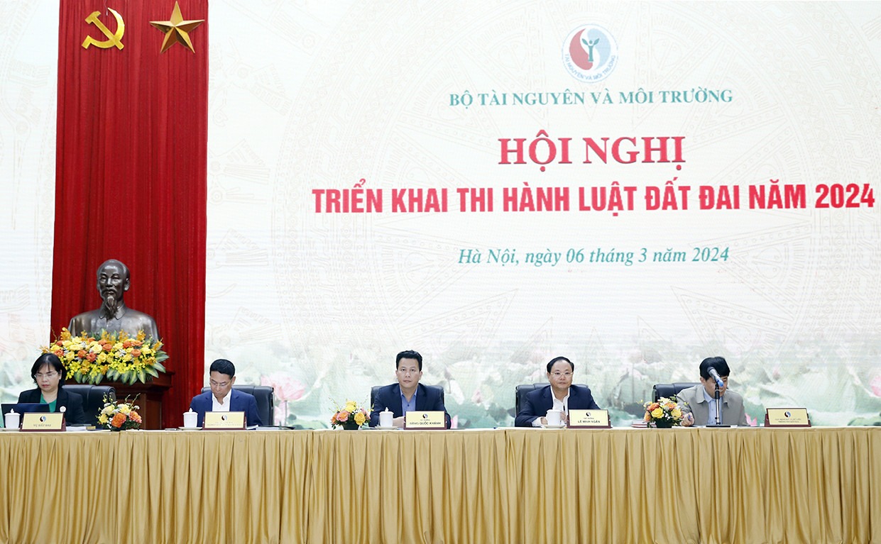 dang-quoc-khanh-2-1235.jpg?width=0&s=DAN8dlR8RIl_kzjhrxis2w