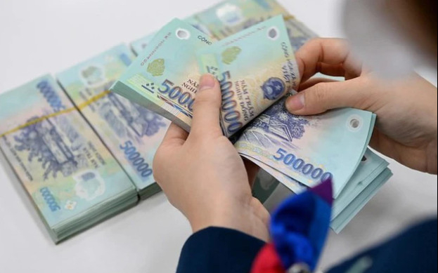 Bộ Nội vụ thống nhất tăng lương tối thiểu vùng từ ngày 1-7