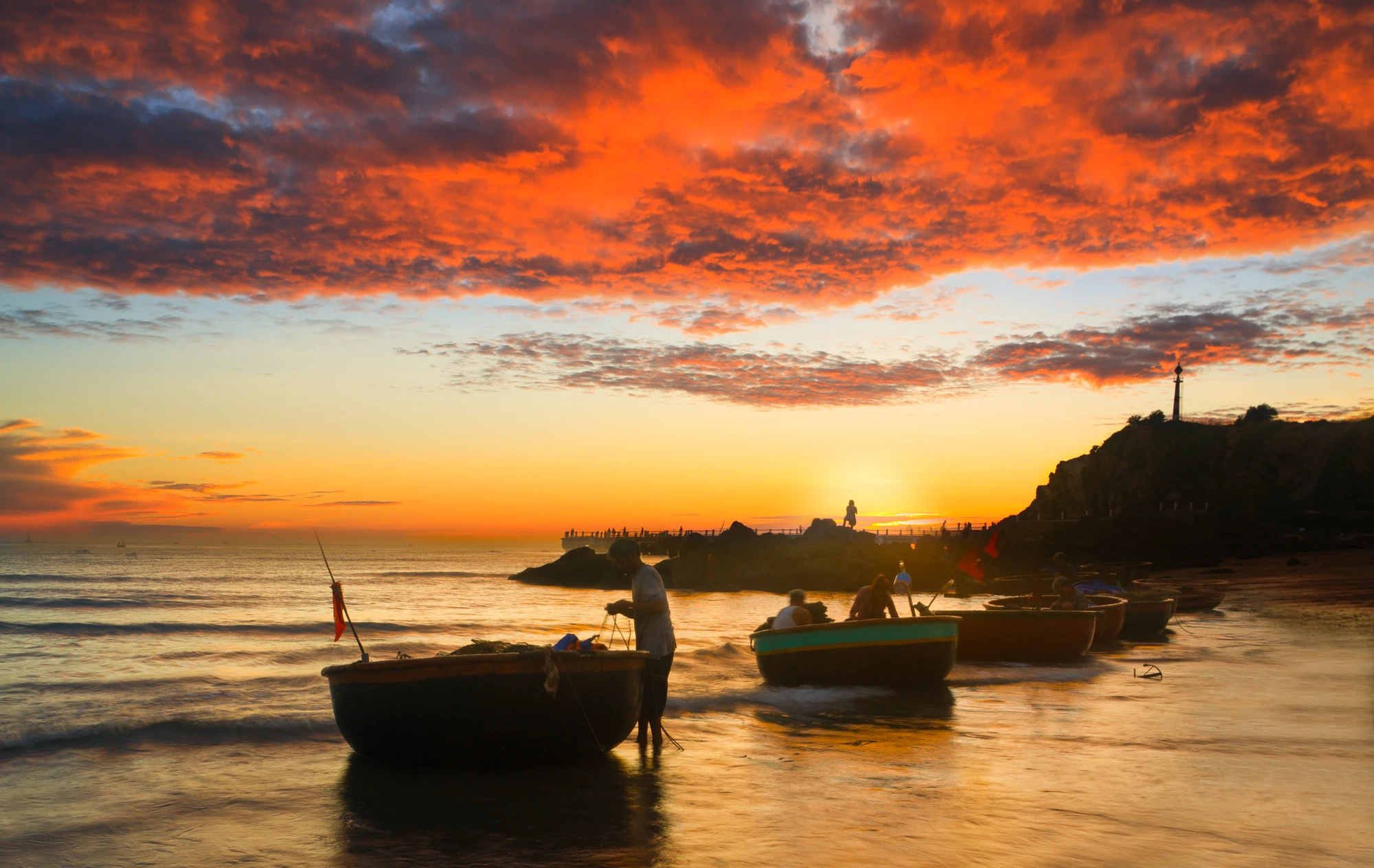 5binh-minh-ruc-ro-dao-lan-chau-cua-lo-1229.jpg.webp