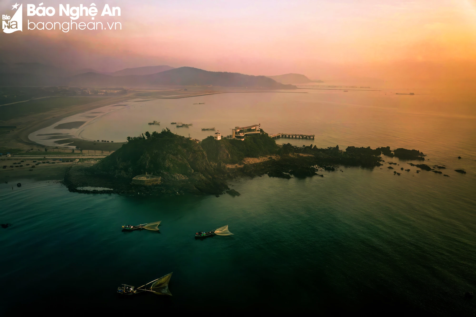 bna-1-khoang-khac-hung-dong-cua-lo-9505.jpg.webp