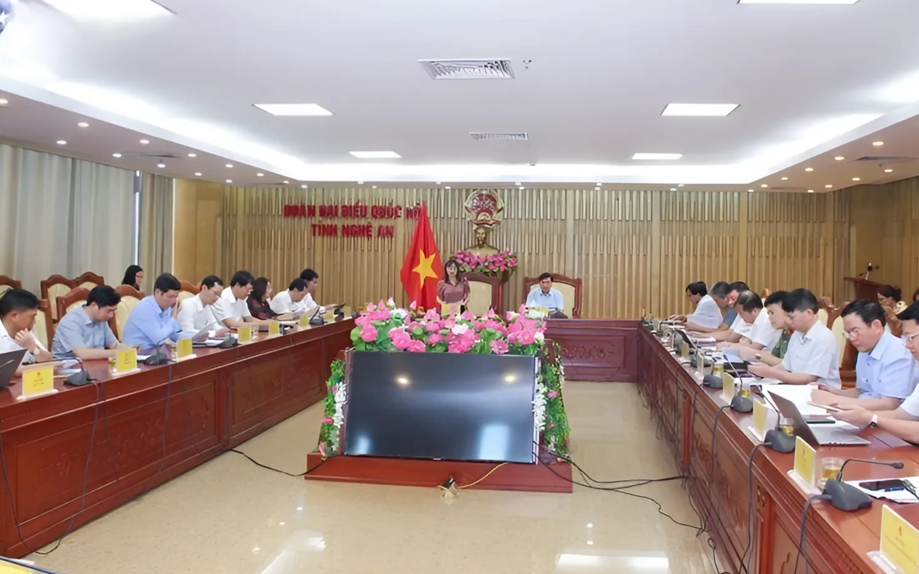 Nghệ An kiến nghị Quốc hội phân cấp cho tỉnh một số nội dung cùng với bổ sung nguồn lực đầu tư phát triển