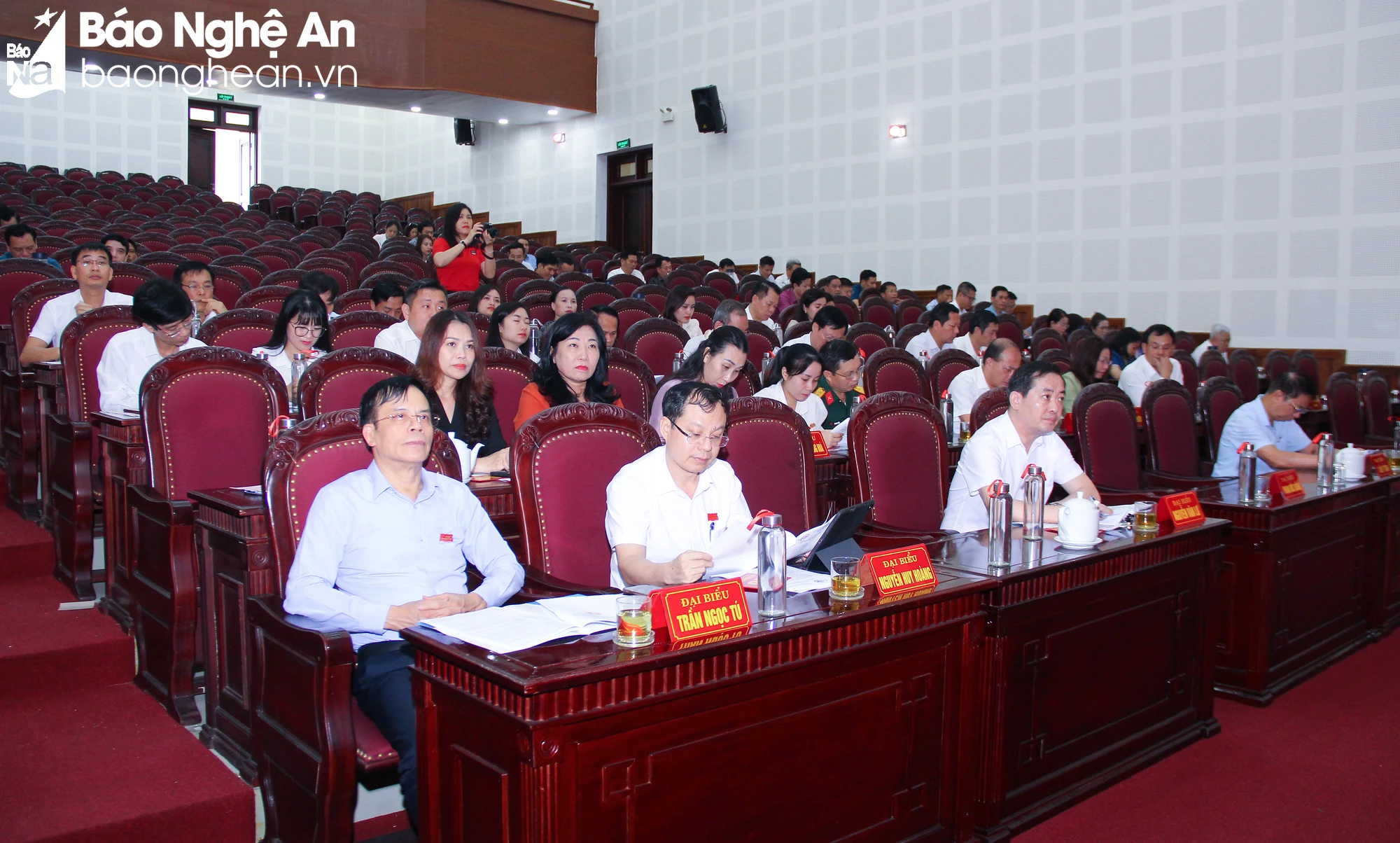 bna-hd2-3039.jpg.webp