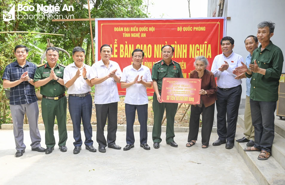 bna-0403-7229.jpg.webp